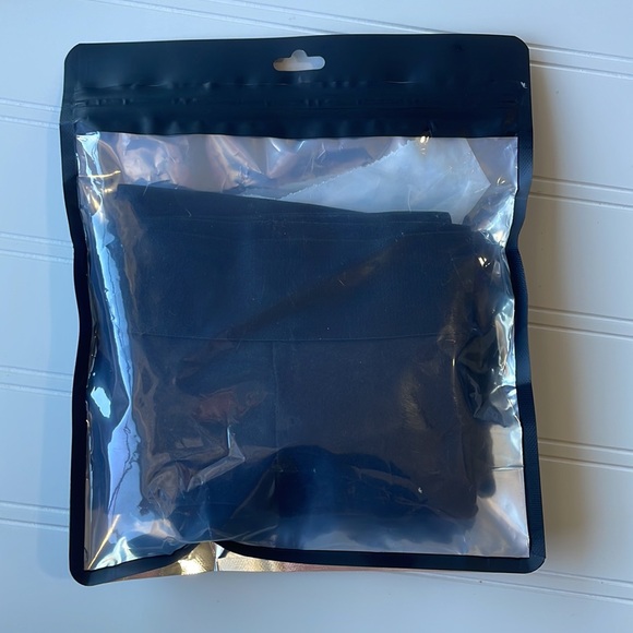 Fabletics The 24-7 Boxer Briefs in black - Picture 5 of 5